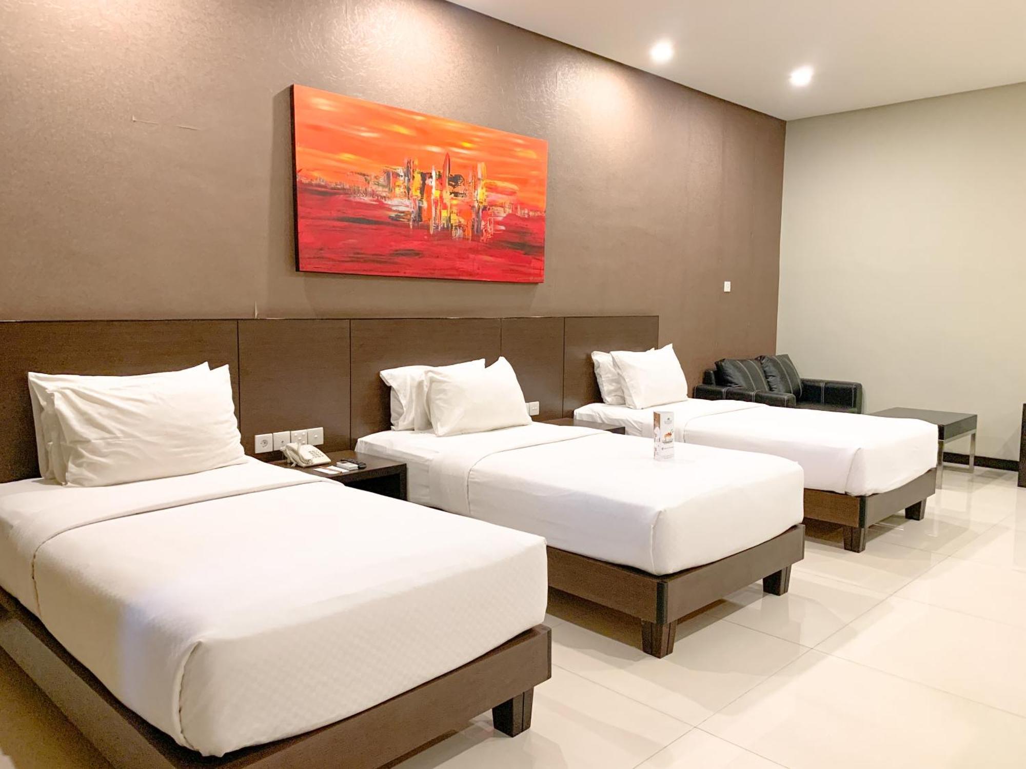 Savana Hotel & Convention Маланг Экстерьер фото